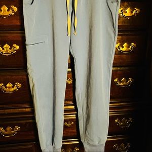 FIGS Zamora joggers